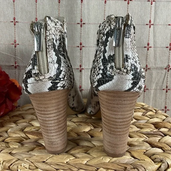 Vince Camuto “Delsimba” Snakeskin Embossed Leather Braided Trim Western Bootie 5 - Picture 3 of 7